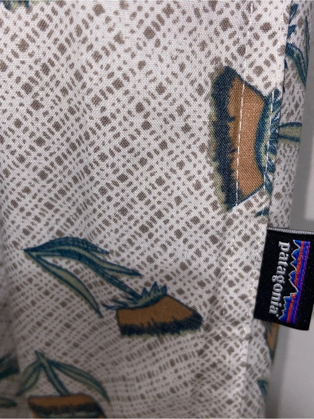 Patagonia Shirt Mens Medium Summer Plant Wool White Go To Organic Cotton Button